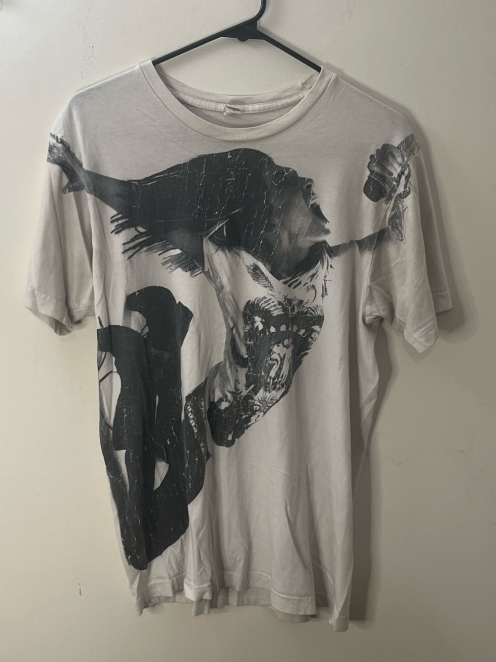 ✨BNWT Bill Kaulitz Tokio Hotel Mic Tshirt! SUPER RARE circa 2009-2012!Sz M!🛍️
